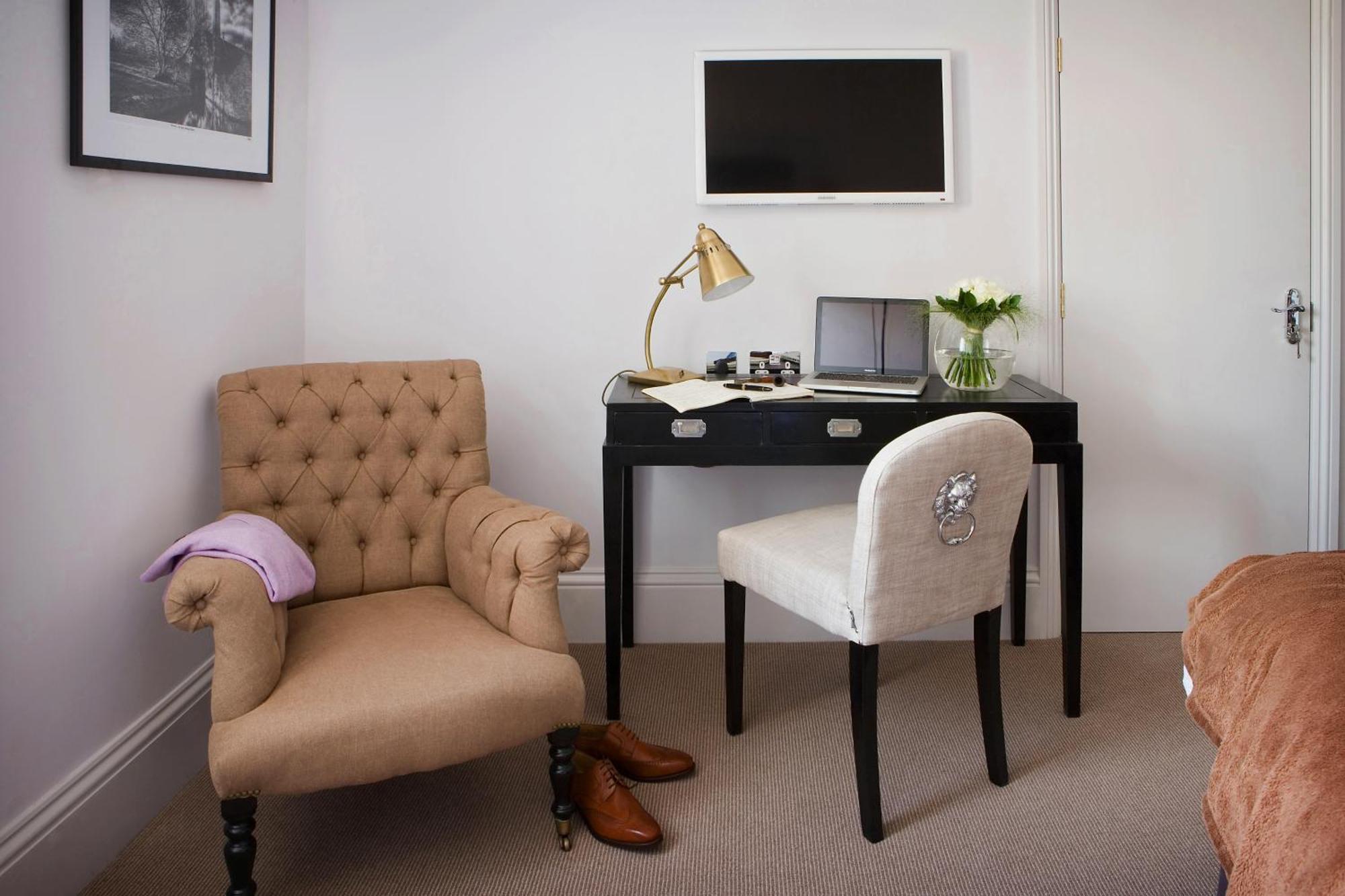 Rooms By Bistrot Pierre At The Crescent Inn Ilkley Esterno foto