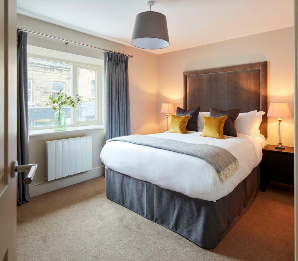 Rooms By Bistrot Pierre At The Crescent Inn Ilkley Esterno foto