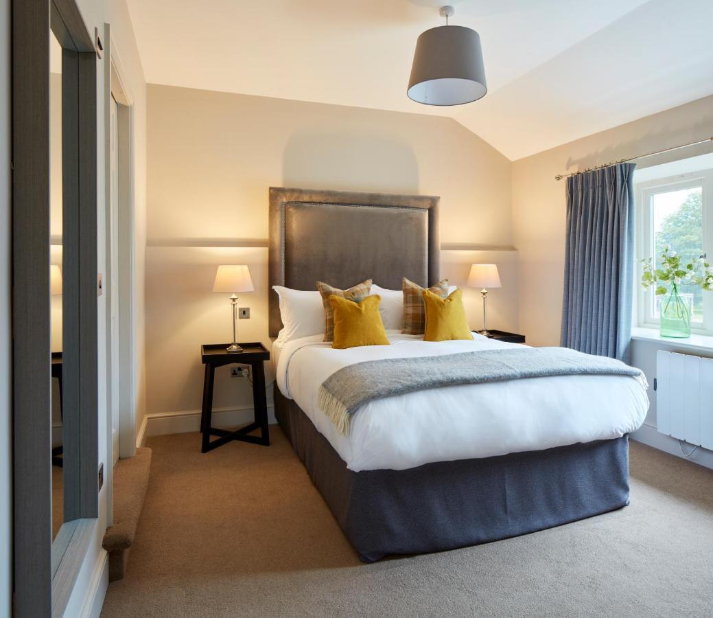 Rooms By Bistrot Pierre At The Crescent Inn Ilkley Esterno foto